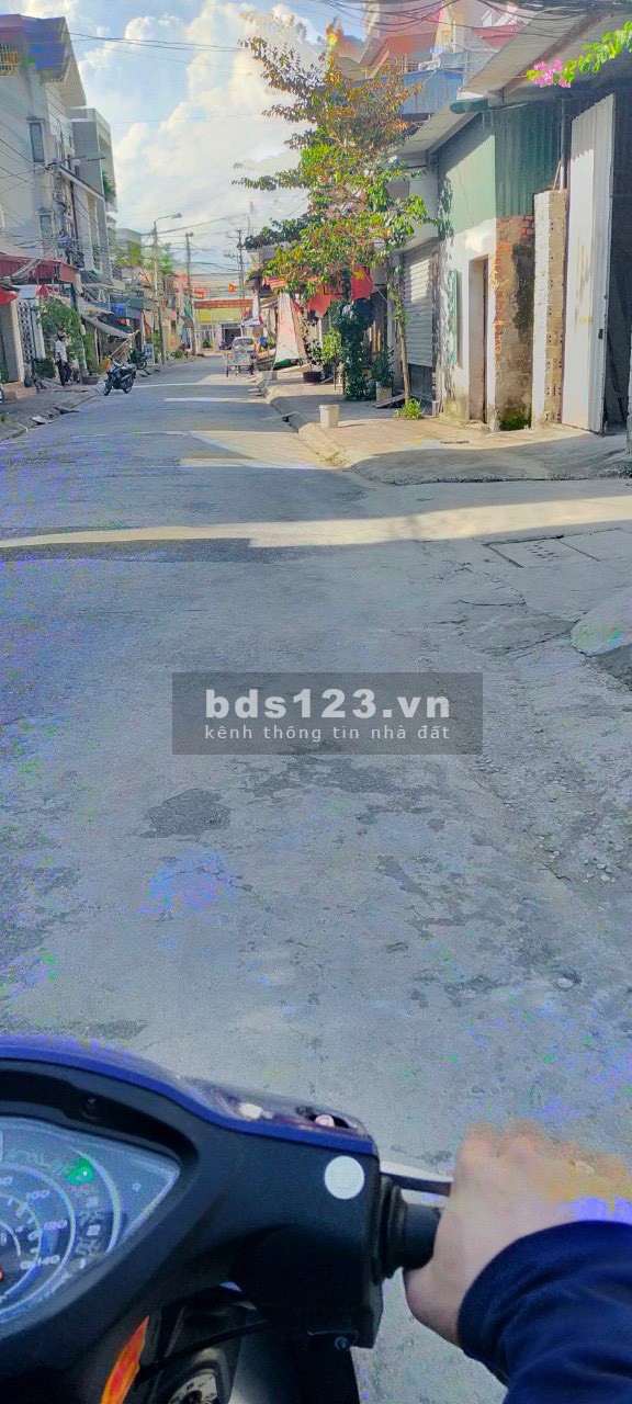 Đất bán chính chủ bán ô đất ngay trung tâm pháp lý rõ ràng, liên hệ 0978633382