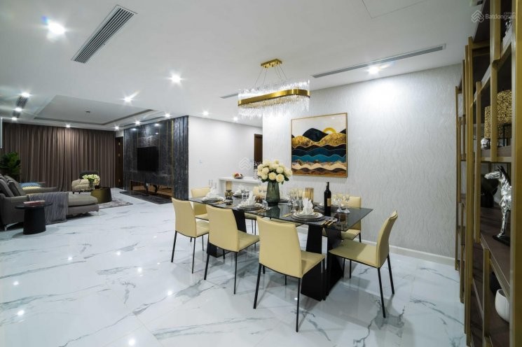 Căn hộ ở ngay khu Cầu Giấy cần bán gấp hỗ trợ vay ngân hàng