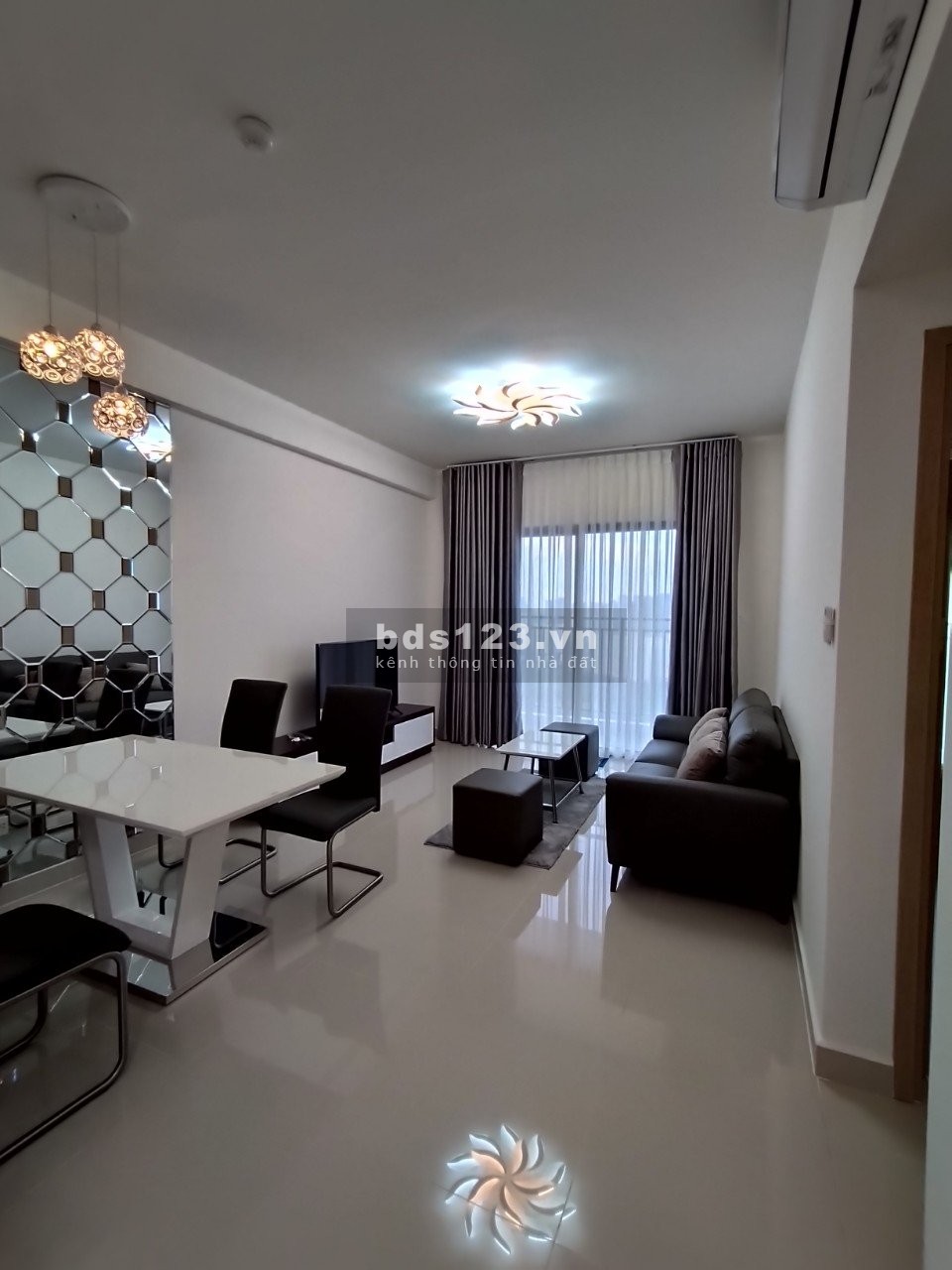 Cho Thuê Căn Hộ Lớn Giá Tốt – The Sun Avenue 3PN 90m2 Giá Chỉ 19tr