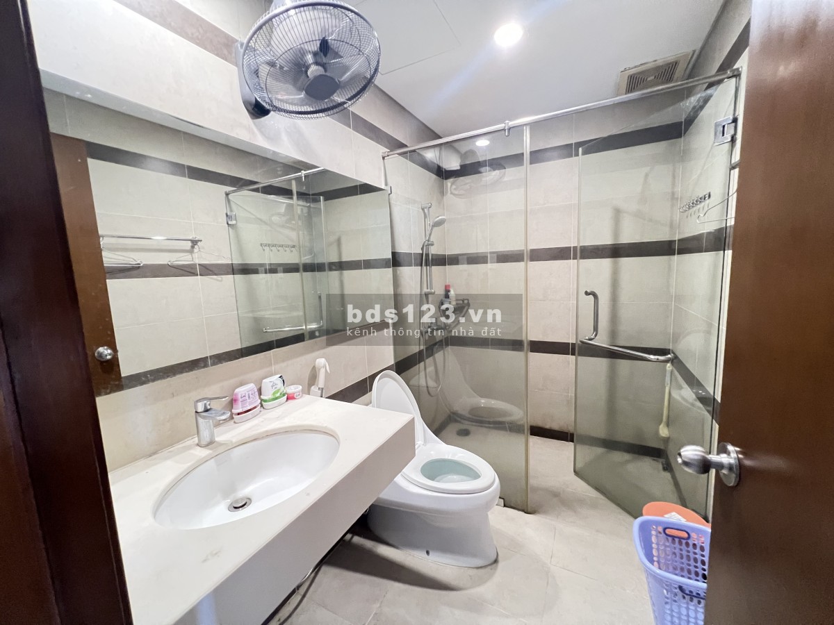 Cho thuê căn hộ Pearl Plaza đường D1, Phường 25, Bình Thạnh, gần Hàng Xanh