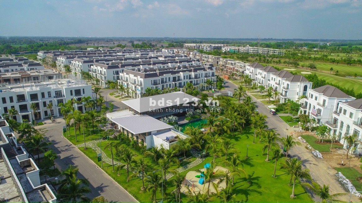 Biệt thự nghỉ dưỡng cao cấp West Lakes Golf & Villas Tân Mỹ, Đức Hòa giá 3 tỷ 650 triệu