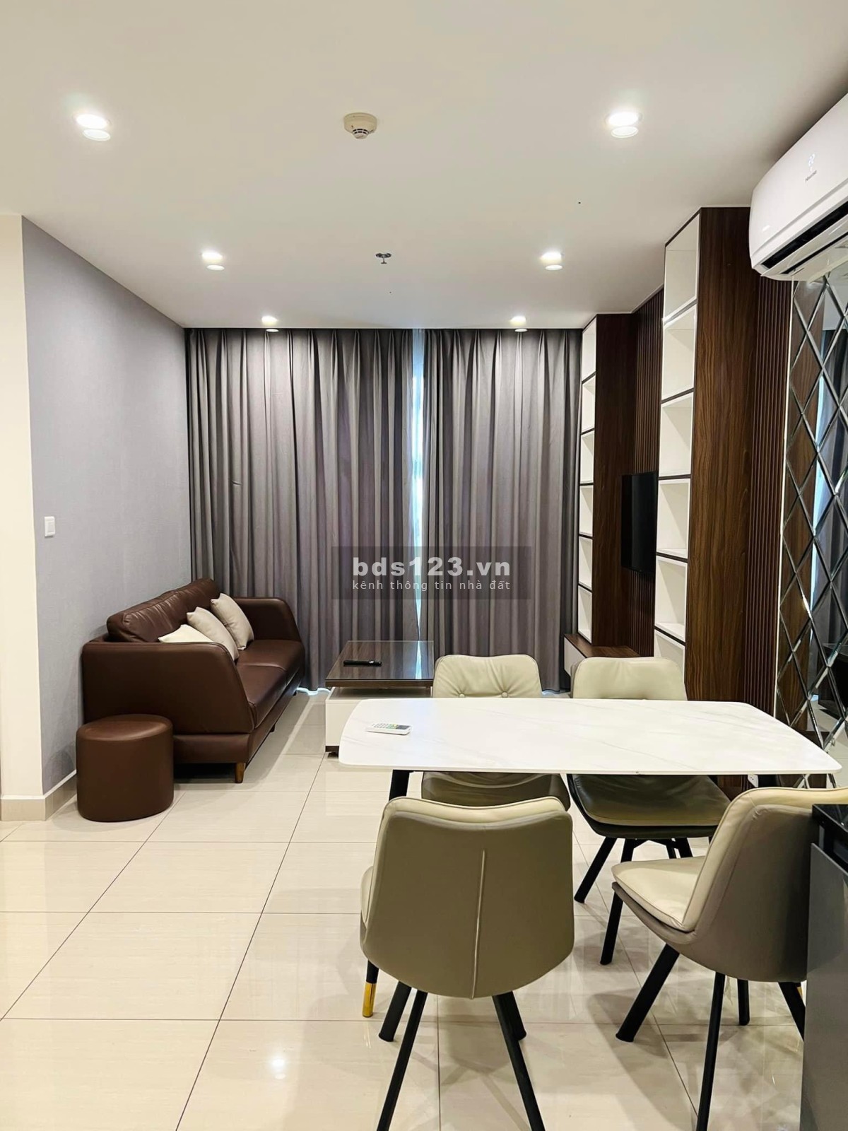 Cần tiền trả nợ bán căn 2PN 2VS view sông giá 1.85 tỷ tại Vinhomes Ocean Park