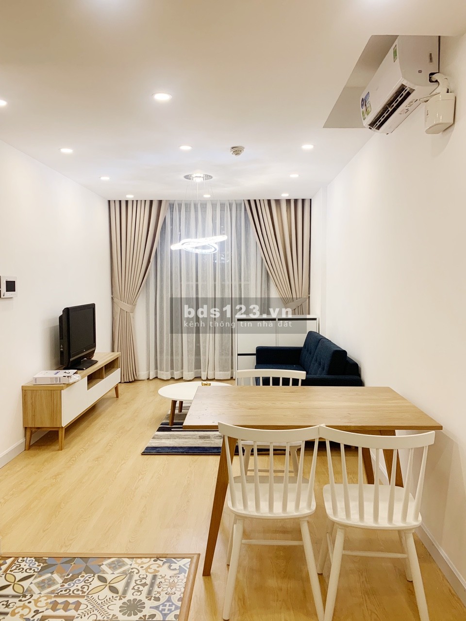 Cần bán căn hộ đẹp Kingston Residence, dtsd 76m, 2PN, 5tỷ LH 0362668864