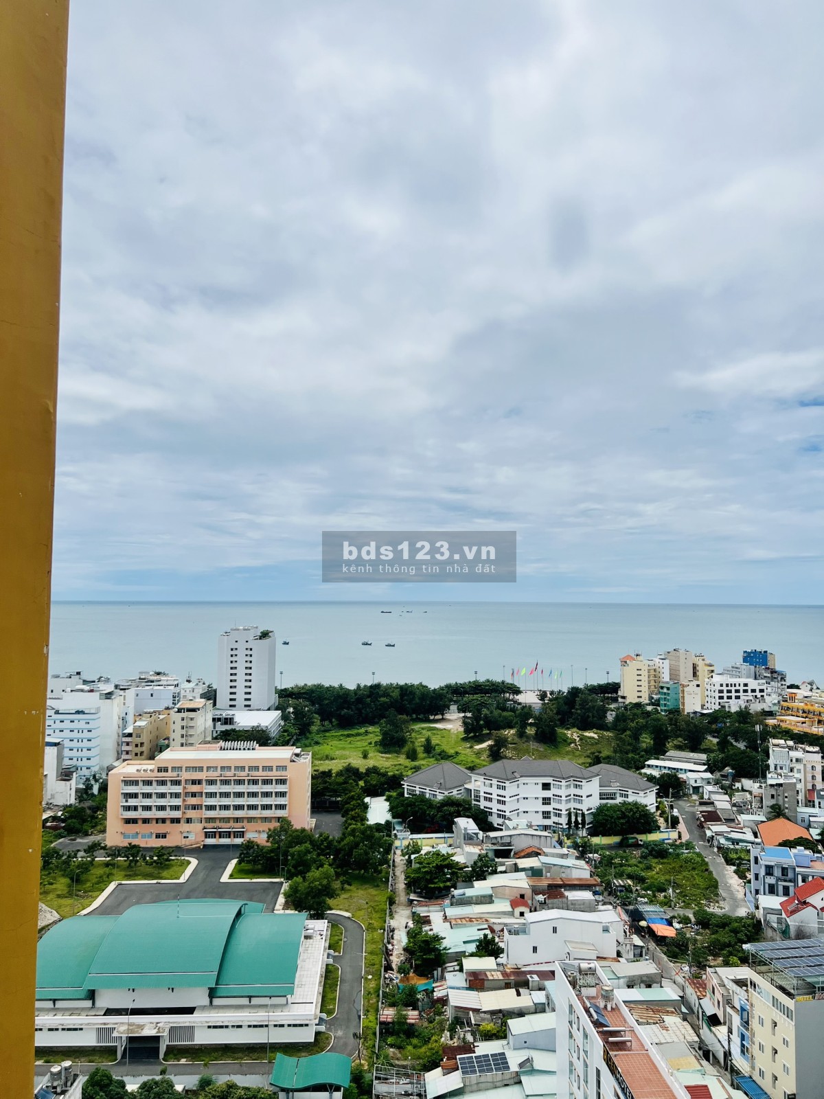 Bán căn hộ 1 phòng ngủ Vũng Tàu Melody, view biển, tầng 19, 52m2 giá 2.3tỷ LH em Yến 0906925656