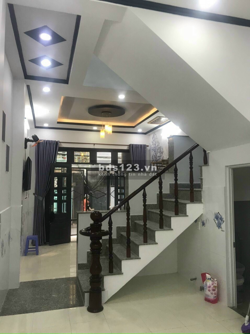 Bán nhà hẻm xe hơi Bình Tân - Lê Đình Cẩn diện tích (4X12) nhỉnh 4tỷ
