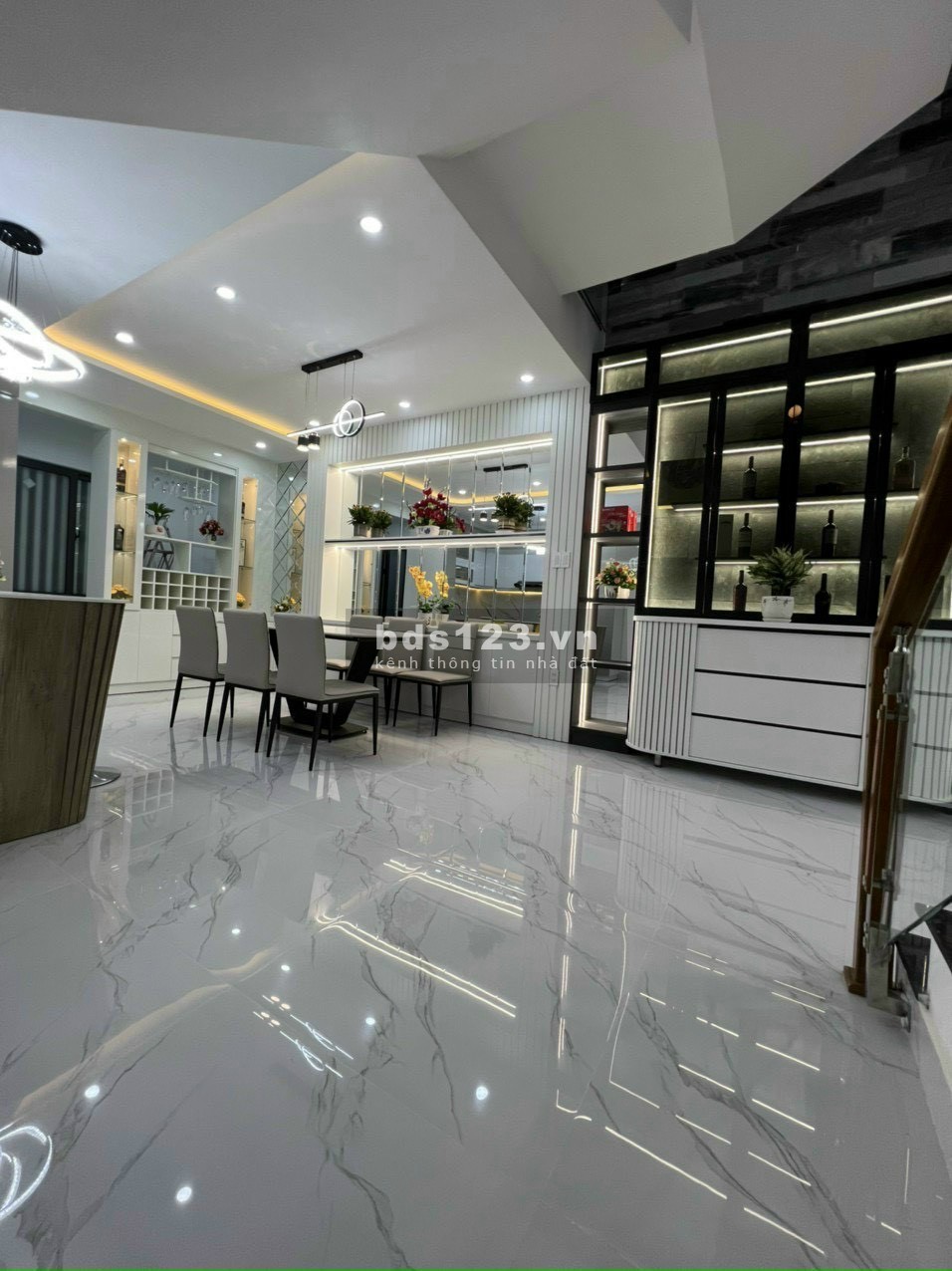 Nhà hiếm Phú Xuân, Hoà Minh, Liên Chiểu gần biển có đầy đủ nội thất, giá siêu rẻ