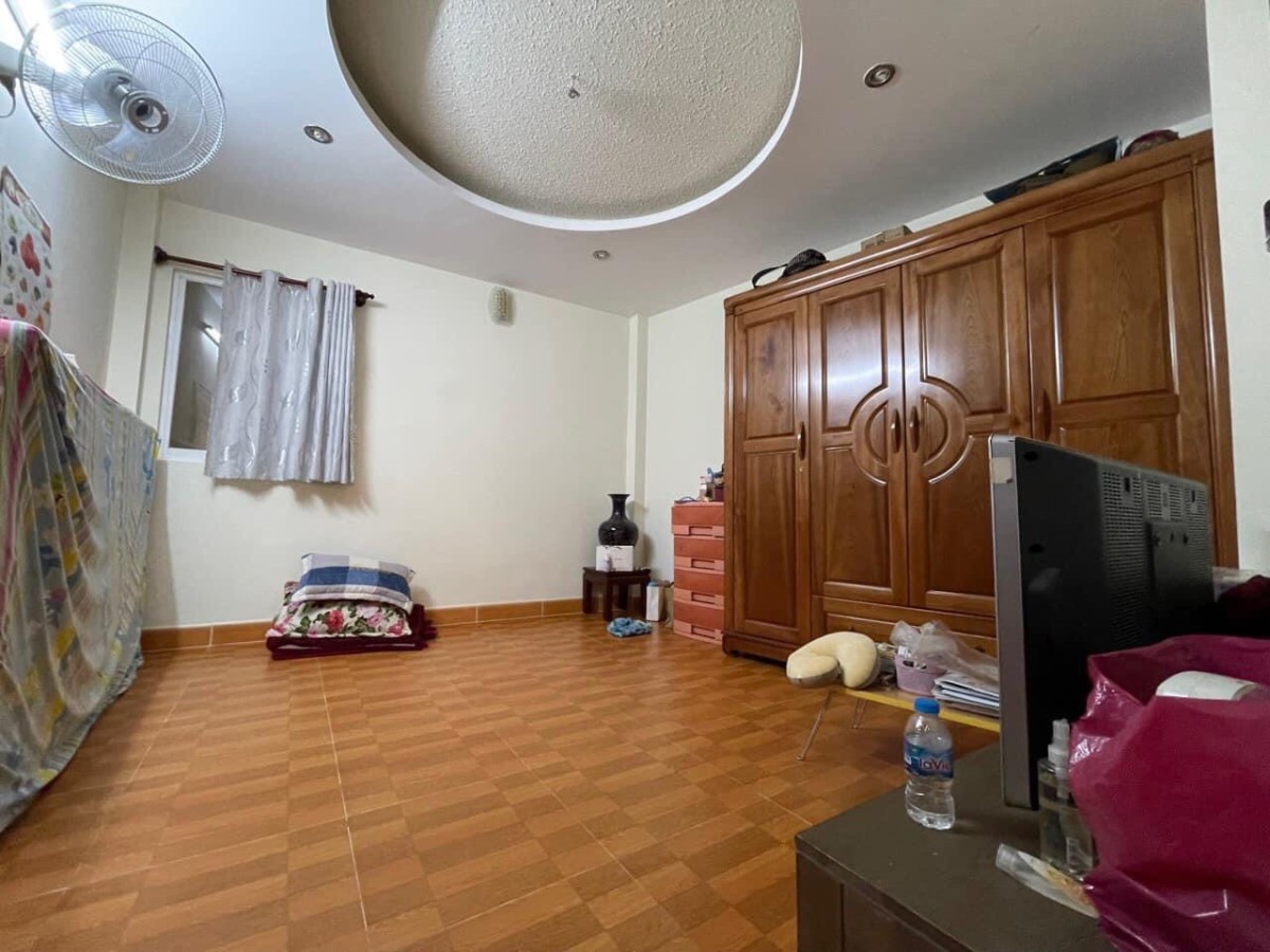 Bán nhà hẻm Tôn Đản DT 52m² x 6 tầng chính chủ 1 đời mới vào ở ngay, giá chỉ 6,6 tỷ đồng