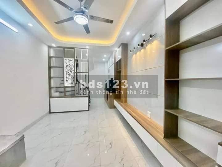 Giải Phóng nhà mới koong tặng nội thất full, ô tô 50m, ở luôn, dt 36m2 5 tầng giá chỉ 4.15 tỷ
