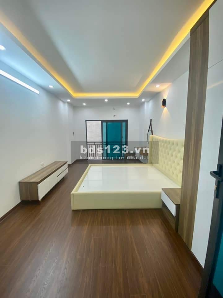 Giải Phóng nhà mới koong tặng nội thất full, ô tô 50m, ở luôn, dt 36m2 5 tầng giá chỉ 4.15 tỷ