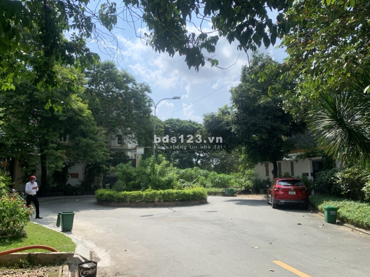 Biệt thự 2 Lầu, HỒ BƠI, Đ. 31B, An Phú, Q2 - DT 11x24m, 316m2 57 tỷ TL LH Quân 0911.989.098