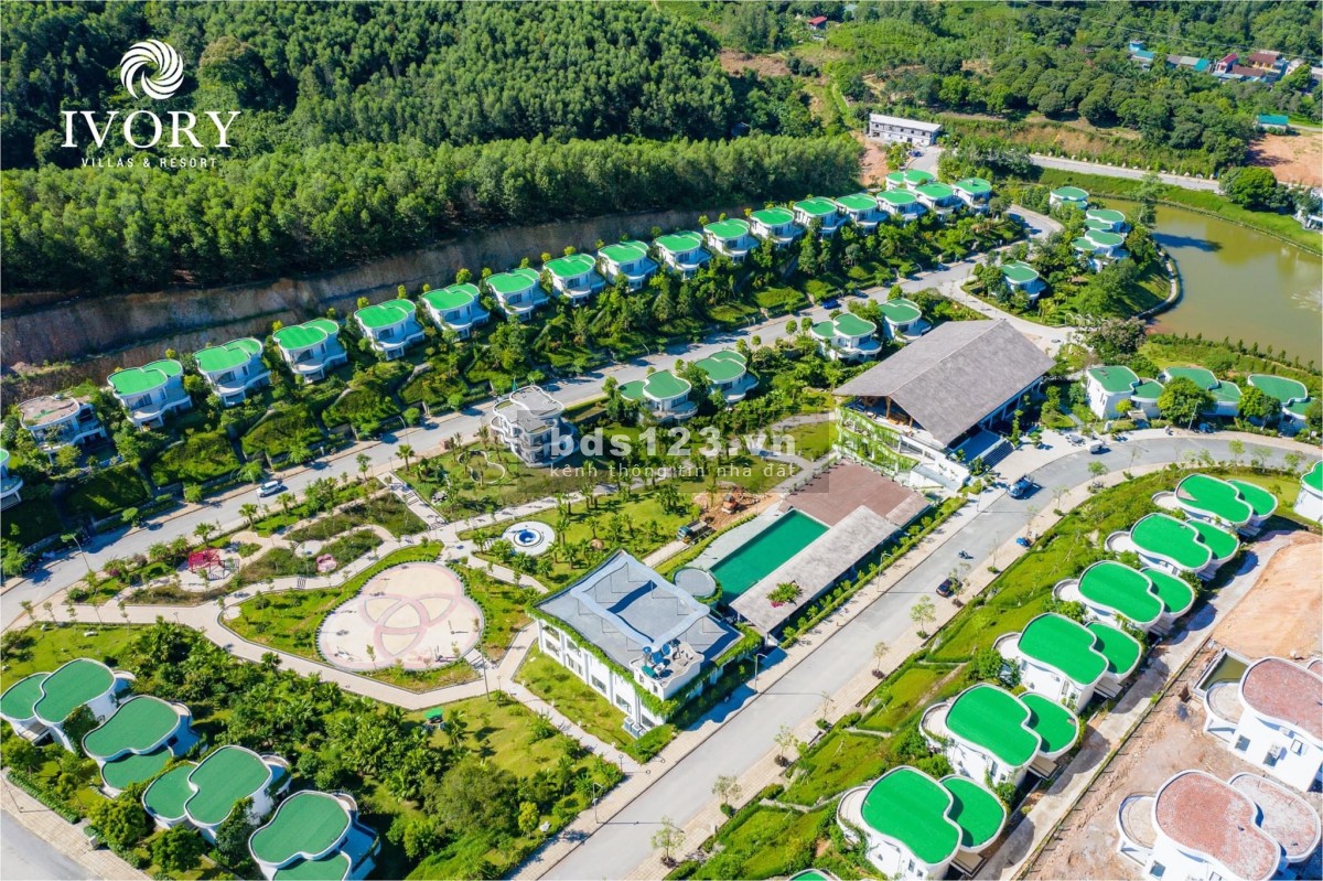 Cần chuyển đổi kinh doanh cần bán gấp dt 400m2, đủ nội thất giá 8 tỷ