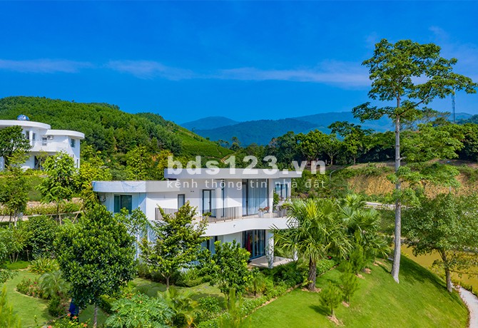Cần chuyển đổi kinh doanh cần bán gấp dt 400m2, đủ nội thất giá 8 tỷ