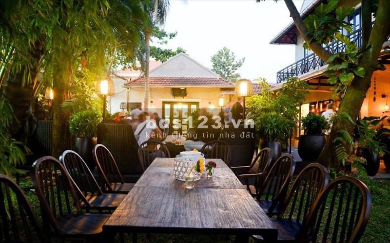 Cho thuê biệt thự Ba Bon, 6 phòng ngủ, giá 10.500$. - gọi Quân 0911.989.098.