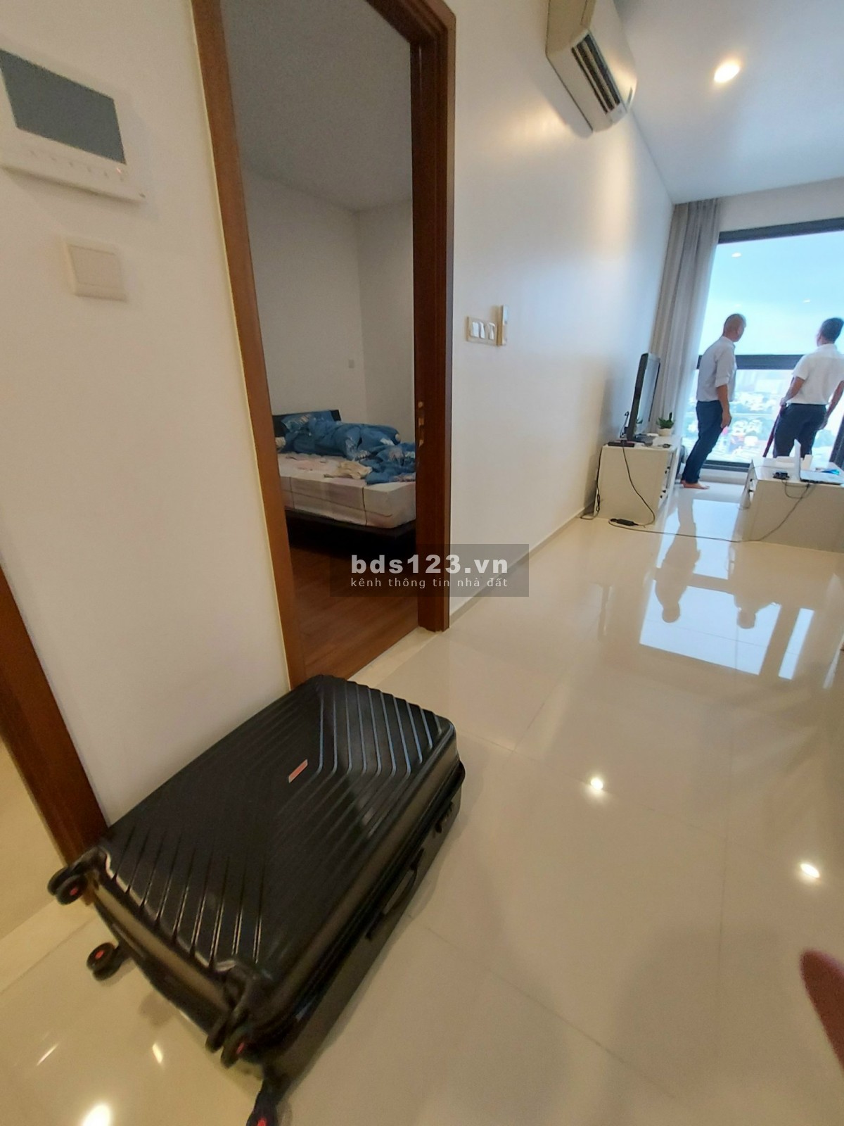 Cho thuê căn hộ Pearl Plaza đường D1, Quận Bình Thạnh, gần Hàng Xanh