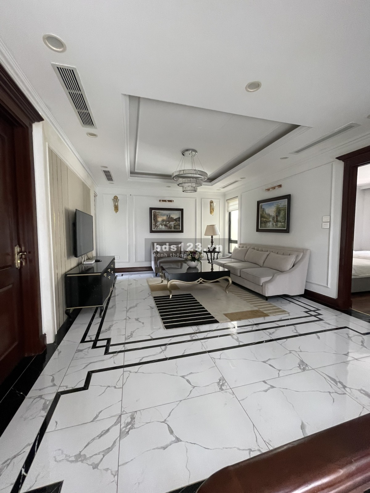 Cho thuê biệt thự Ba Bon, 6 phòng ngủ, giá 10.500$. - gọi Quân 0911.989.098.