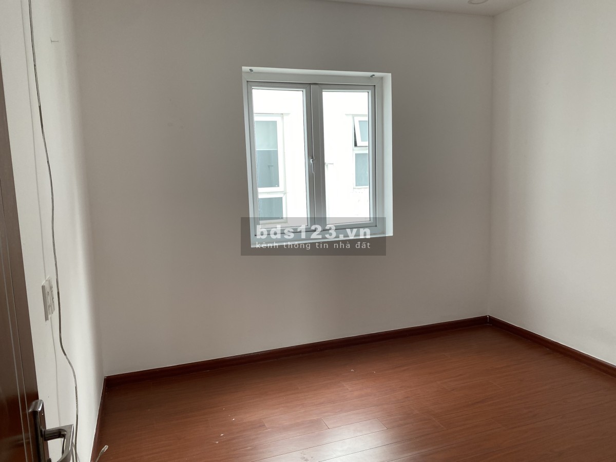 Cần cho thuê nhà Park Riverside 1 trệt 2 lầu nội thất cao cấp và nhà cơ bản. thiết kế 4PN, 3VS