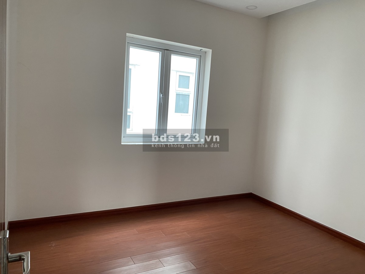 Cần cho thuê nhà Park Riverside 1 trệt 2 lầu nội thất cao cấp và nhà cơ bản. thiết kế 4PN, 3VS