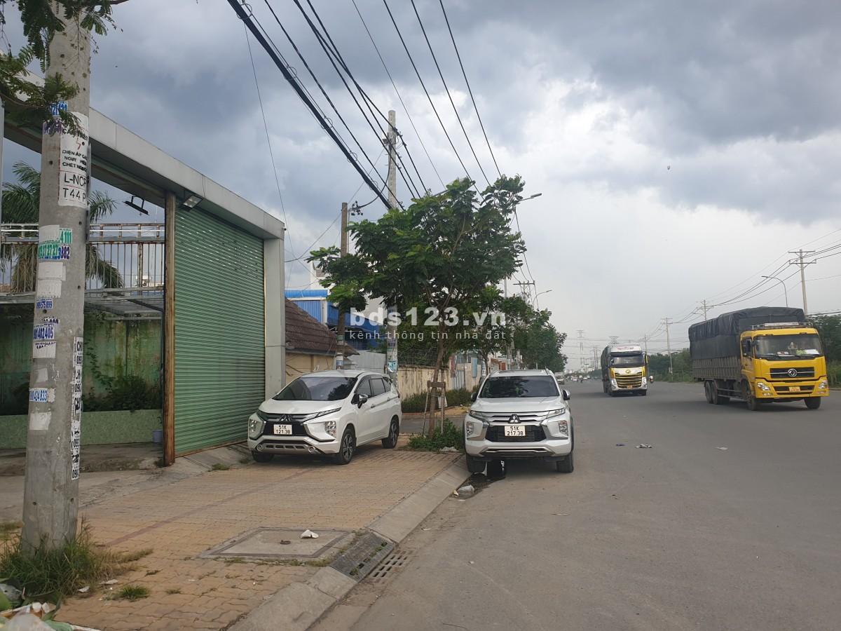 Cần bán kho xưởng Mặt tiền Nguyễn Cửu Phú, Quận Bình Tân