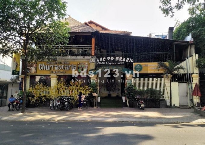Bán 876m2 đất mặt tiền đường Nguyễn Văn Giai, ĐK, Q1 - chỉ 275 tỷ TL - Gọi Quân 0911.98.90.98.