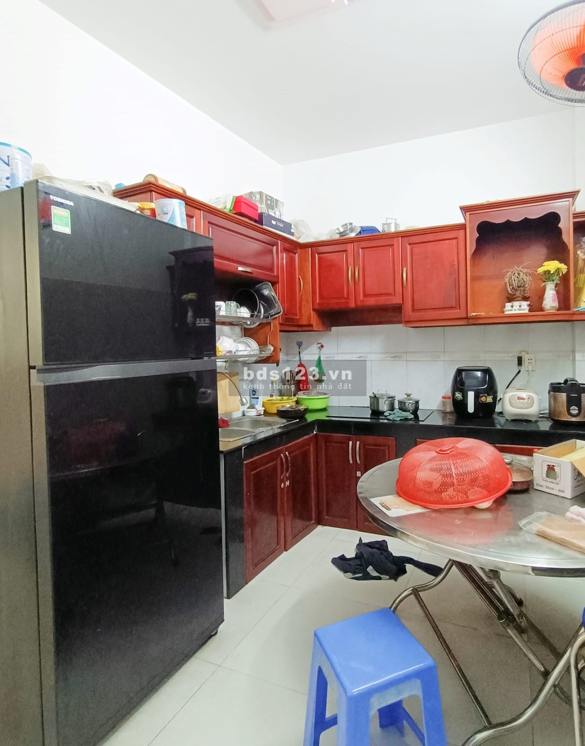 Bán nhà rộng, hẻm ô tô tránh, gần Chung cư Celadon giá chỉ 6,25 tỷ đồng