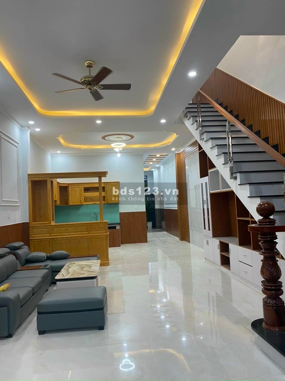Siêu phẩm nhà đẹp mái thái sổ riêng diện tích 125m² hai mặt tiền trước sau