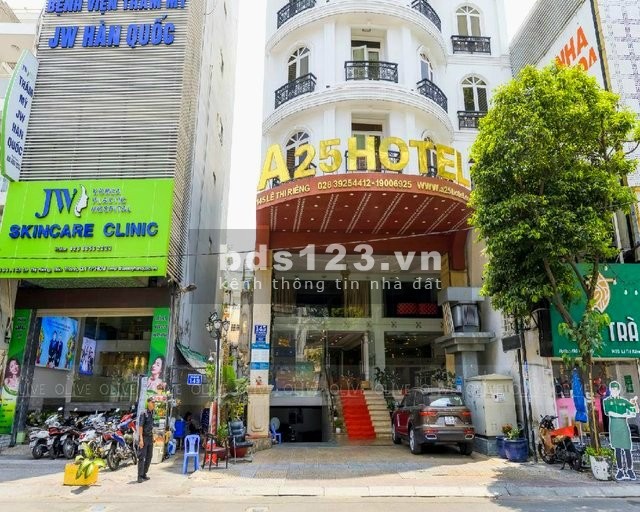 Bán khách sạn 145 Lê Thị Riêng, phường Bến Thành, Quận 1 - 320 tỷ TL. gọi Quân 0911989098
