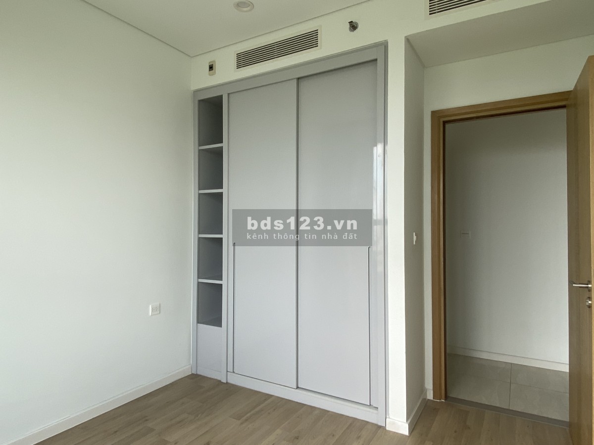 Cho thuê căn hộ 3 phòng ngủ Sadora nhà trống vào ở liền, giá tốt