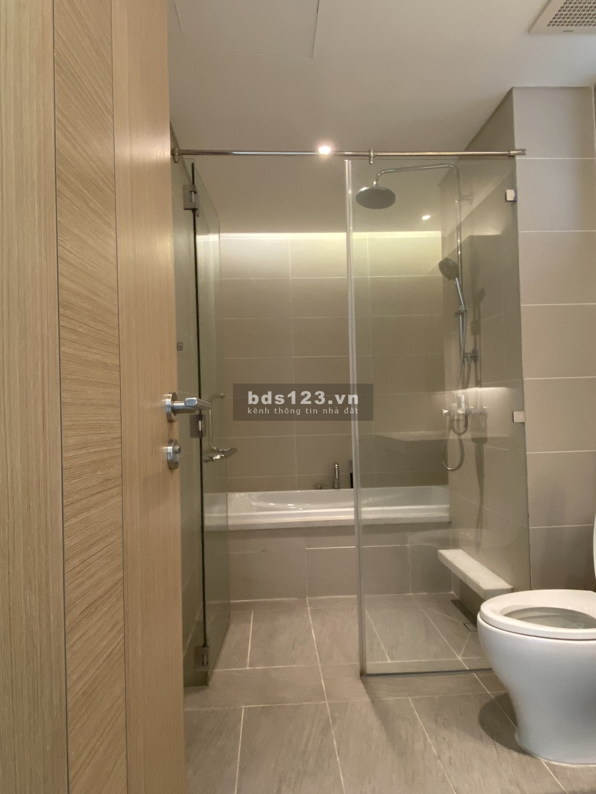 Cho thuê căn hộ 3 phòng ngủ Sadora nhà trống vào ở liền, giá tốt