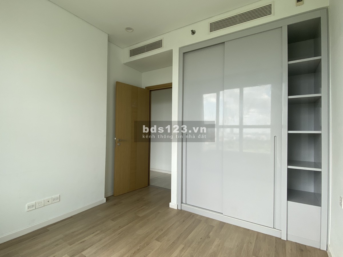 Cho thuê căn hộ 3 phòng ngủ Sadora nhà trống vào ở liền, giá tốt