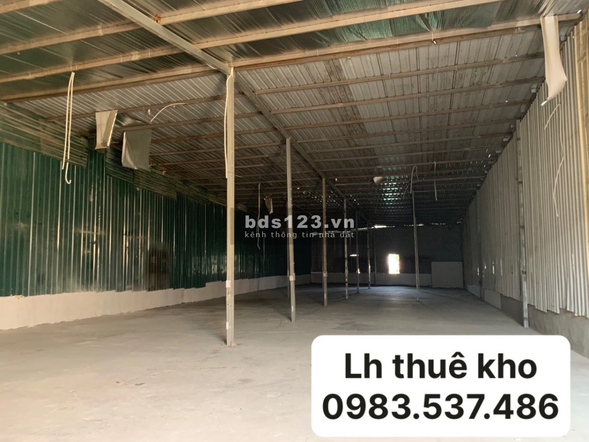 Cho thuê kho xưởng diện tích 300m2 Chợ 365 gần metro Hà Đông