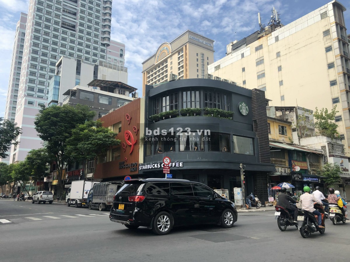Góc 2 MT 38 Đông Du - Hai Bà Trưng, Phường Bến Nghé, Quận 1 - giá 150 tỷ TL - Quân 0911989098.
