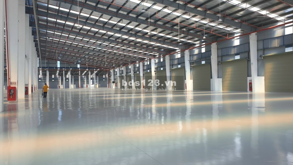 Cho thuê kho diên tích sủ dụng 10.000m2 Đào Trí, Quận 7, TP.HCM