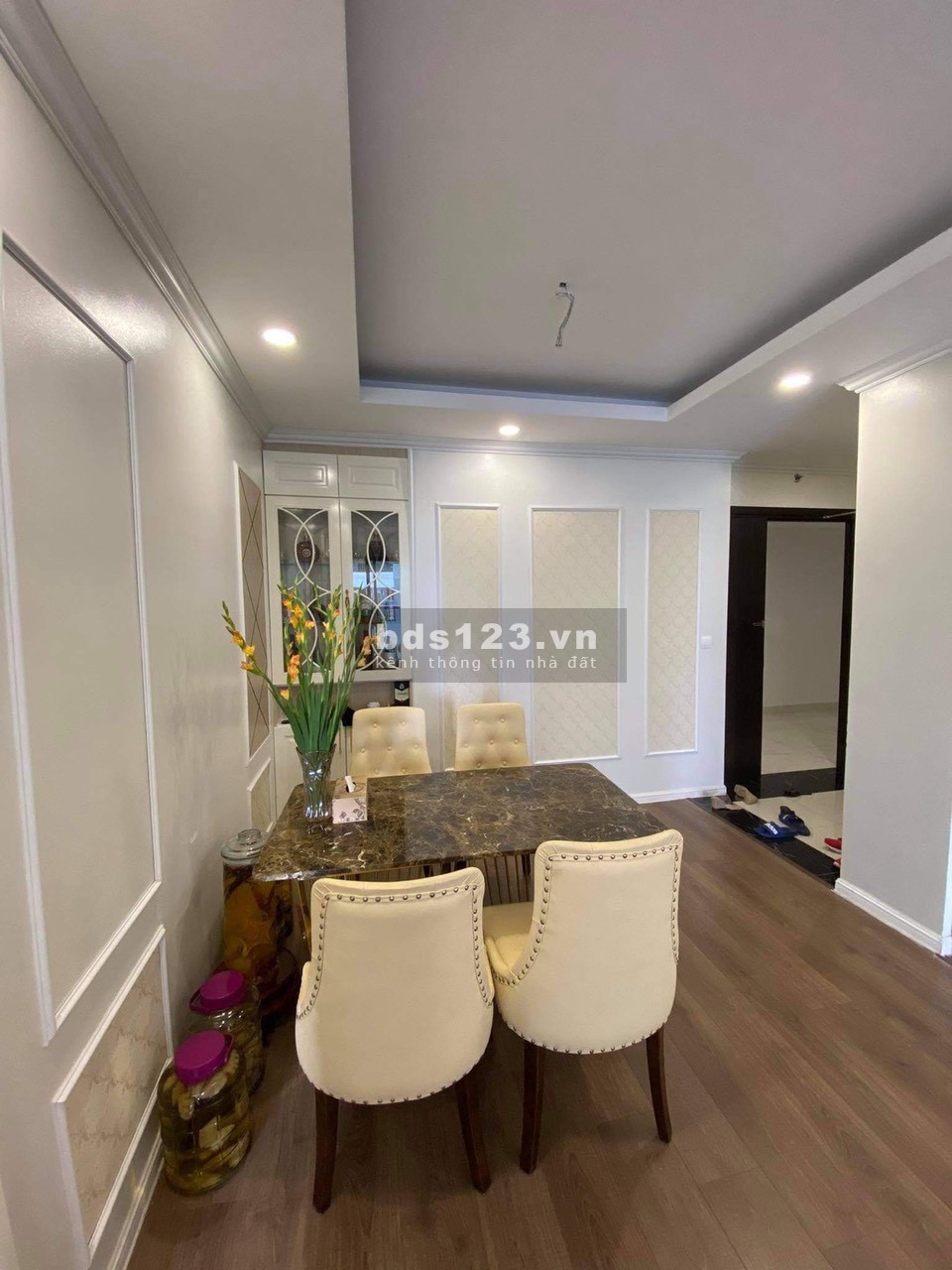 Bán căn hộ 2pn dtsd 82m2, full đồ giá hơn 4 tỷ, tại chung cư Imperia garden