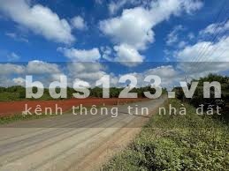GẤP GẤP cần tiền ra gấp lô đất Mặt tiền DT753 giá tốt, đường lớn
