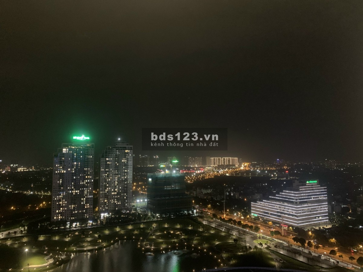 Chính chủ cần bán căn góc 3PN/2WC tầng 30,tòa B 2 mặt view ( công viên, bộ ngoại giao )