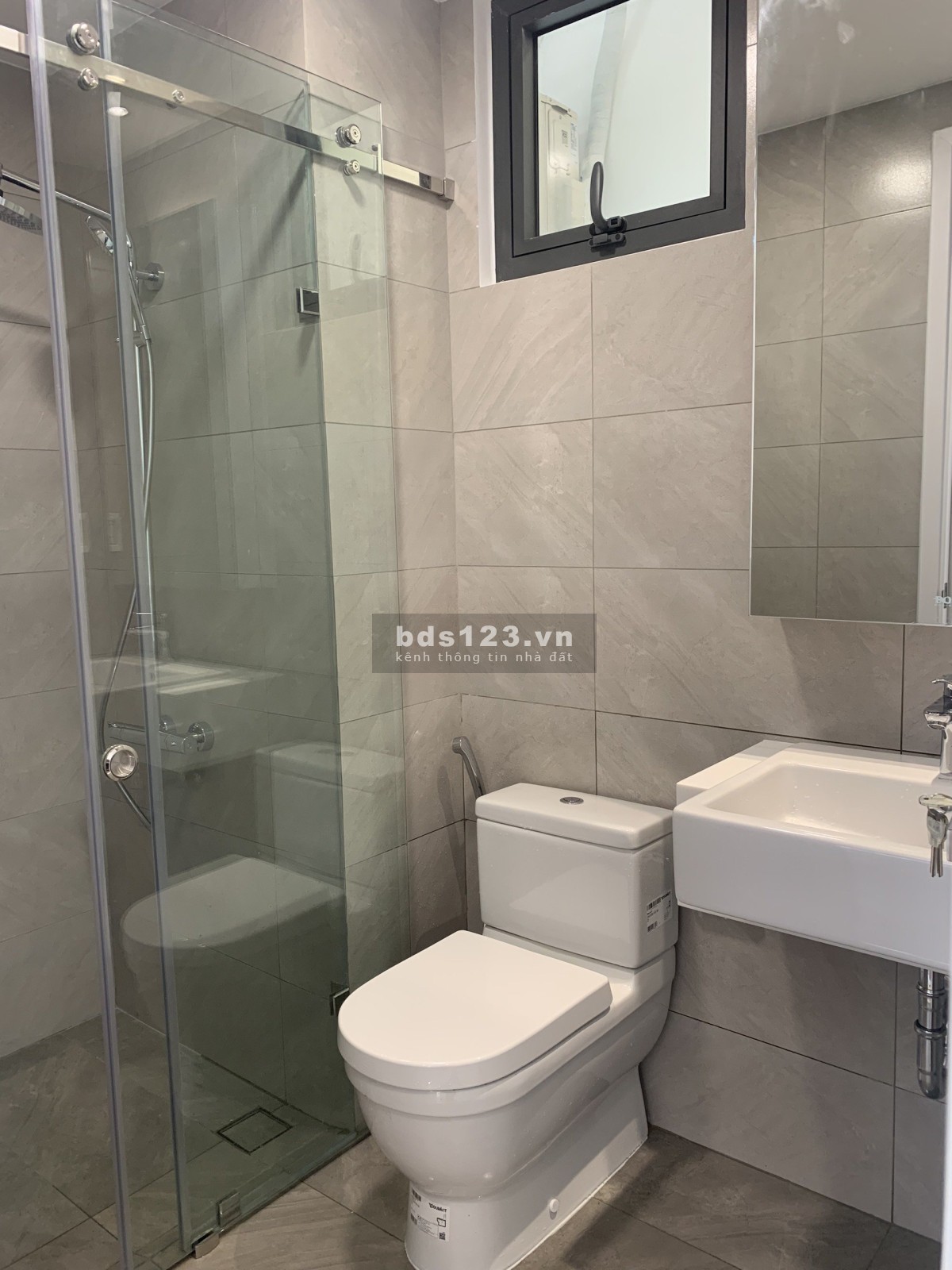 Khách thân gửi căn tầng cao D'lusso Quận 2, view sông dt 76m2 có sổ bàn giao 2022 giá 5.12 tỷ