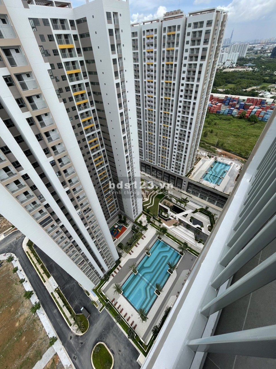 Cho thuê căn hộ chung cư SAIGON RIVERSIDE Q7, 69m2 giá 9tr/th