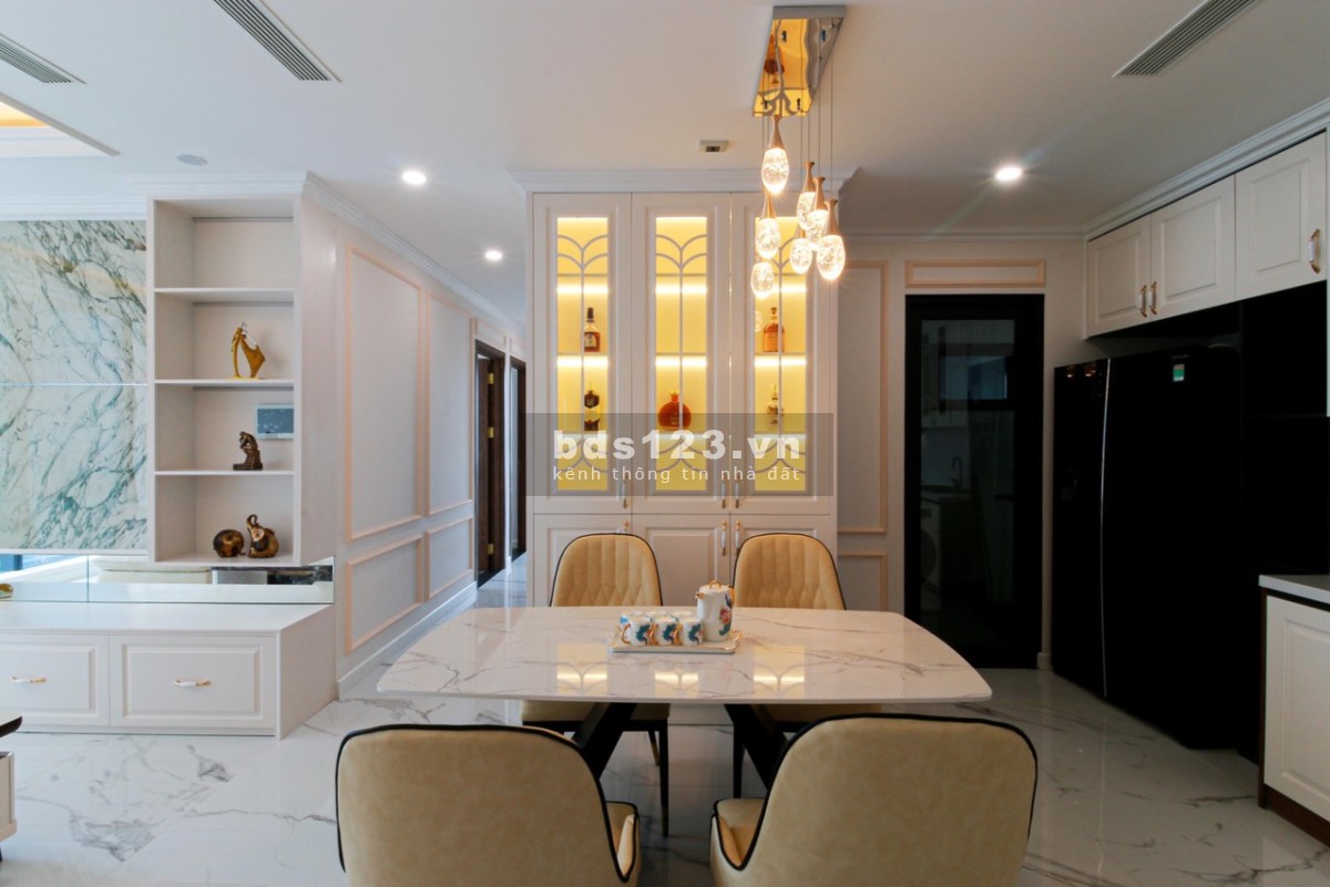 Chính chủ bán căn hộ Sunshine City - Ciputra, tầng 18 Tòa S3. Full nội thất, Giá: 3.4 tỷ