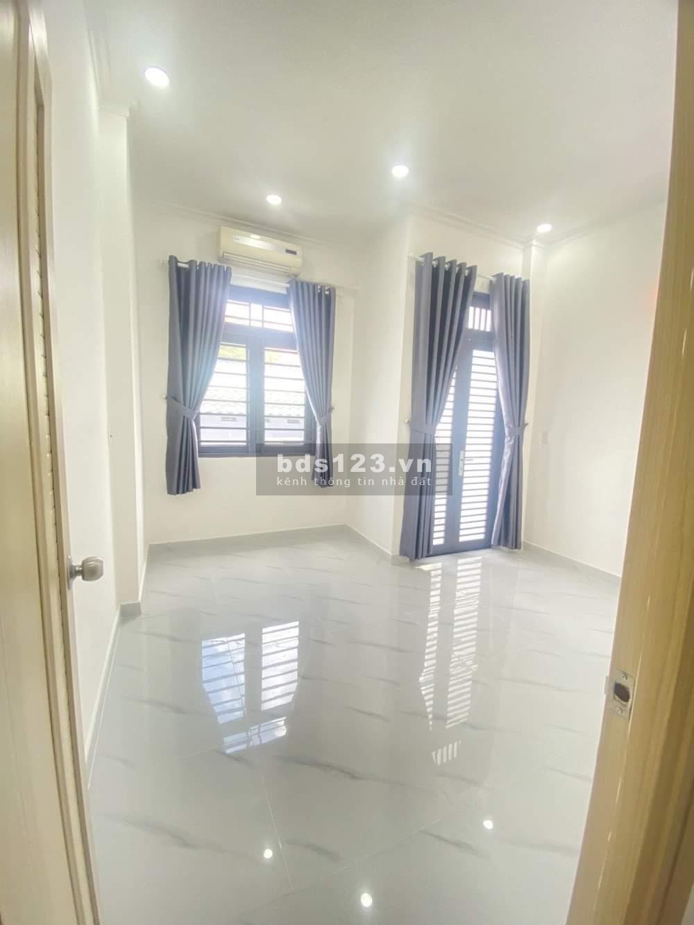 Bán nhà đường Dương Đình Hội, phường Phước Long B, DT 25m² nhỉnh giá 2 tỷ đồng