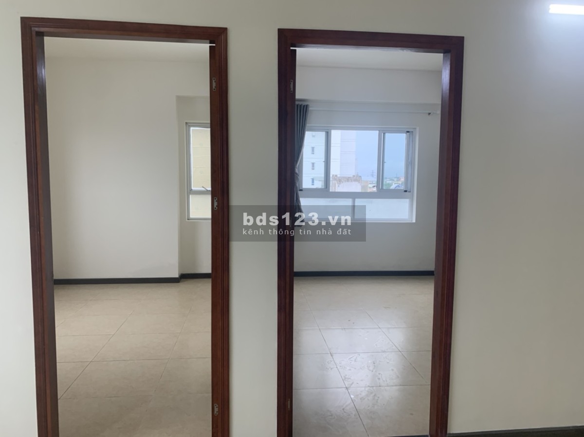 Bán căn góc Block C chung cư IDICO quận Tân Phú tầng 6 DT 71m²