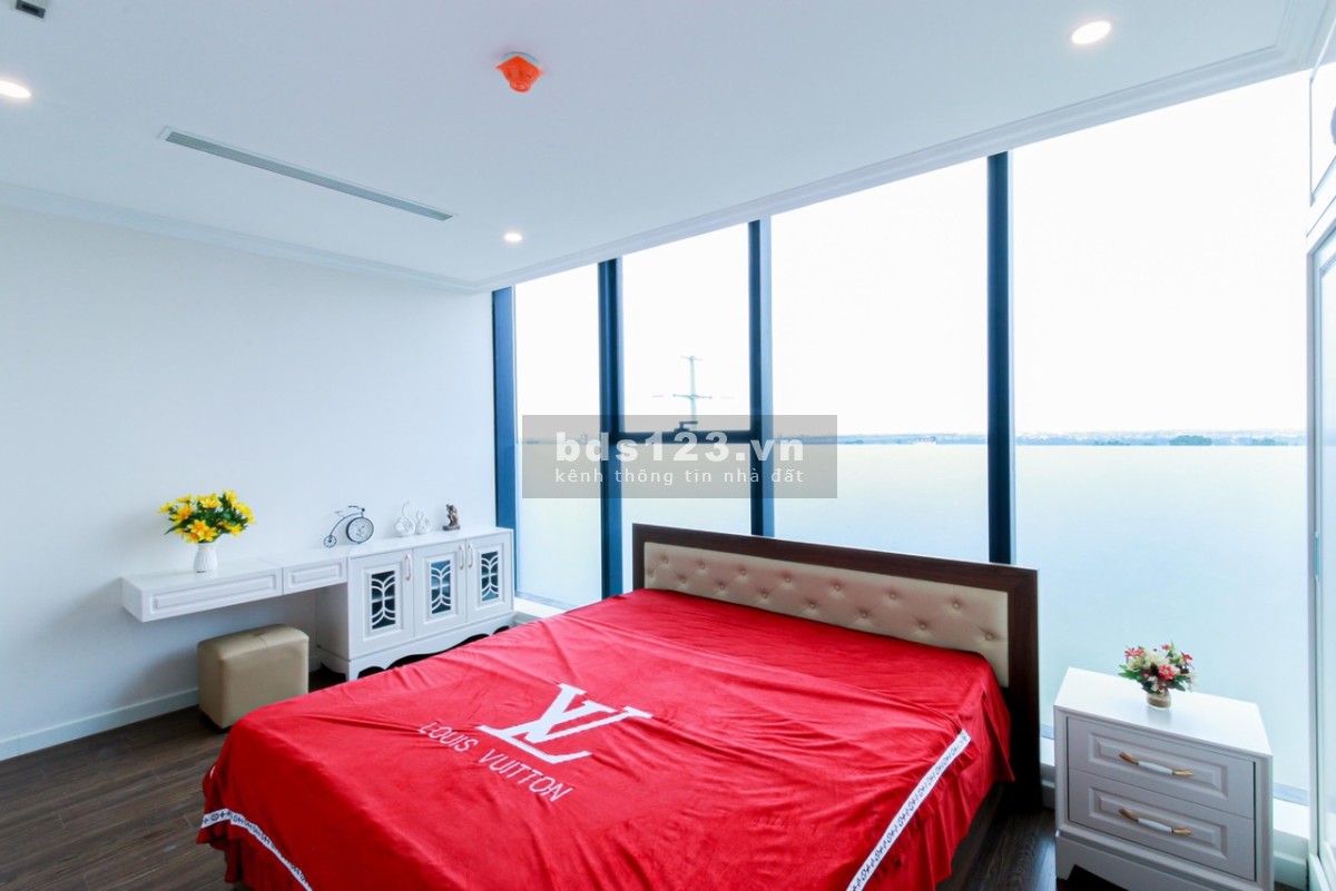 Chính chủ bán căn hộ Sunshine City - Ciputra, tầng 18 Tòa S3. Full nội thất, Giá: 3.4 tỷ