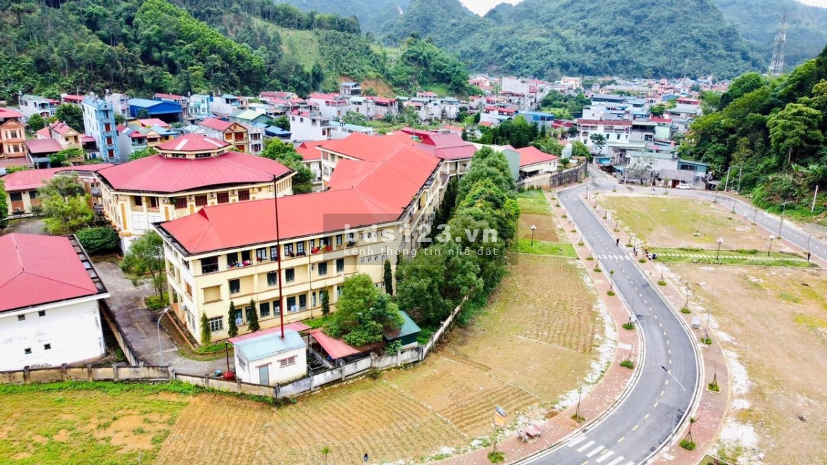Mua đất ngân hàng hỗ trợ chỉ bỏ ra từ 200 triệu-250 triệu đã sở hữu lô đất