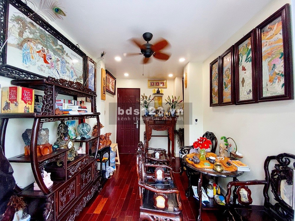 Bán gấp mặt tiền Nguyễn Văn Tráng, kinh doanh, dt 33m2, 5 tầng giá 17 tỷ