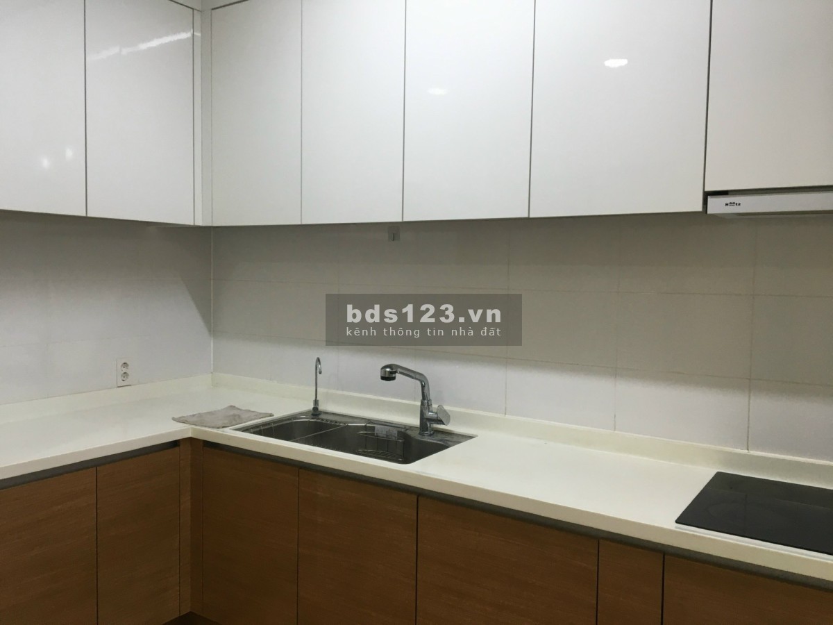 Cần bán căn hộ quốc tế Booyoung, Mỗ Lao Hà Đông, lh 0823928393