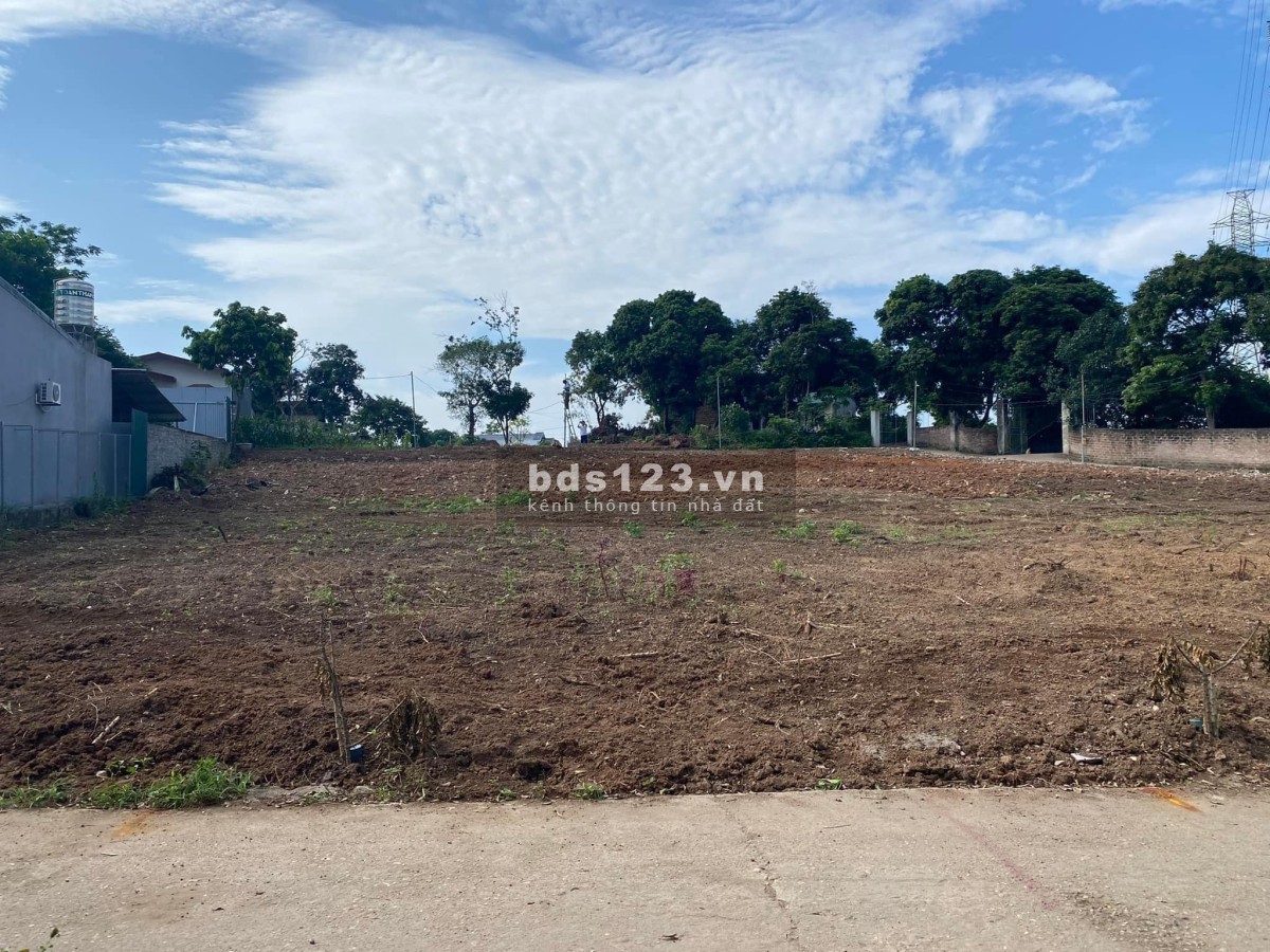Đất nền đẹp ở khu vực Vân Phú, gần đường Nguyễn Tất Thành
