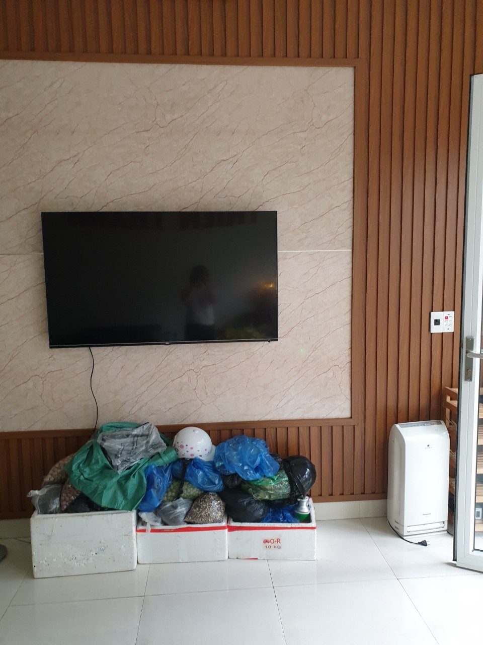 Bán nhà ngay sau nhà mặt đường Bùi Thị Từ Nhiên, DT 50m² x 4 tầng, hướng chính Đông