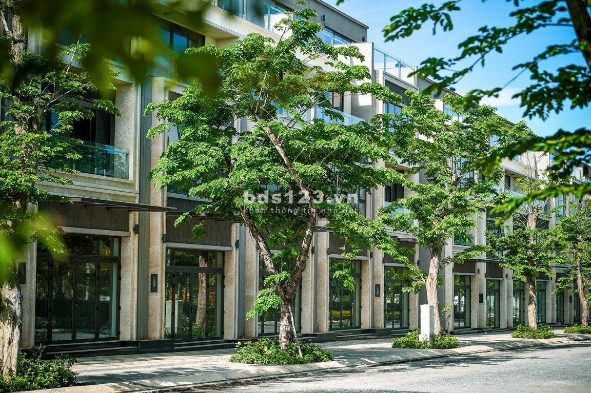 2 tỷ sở hữu shophouse đường 34m, liền kề công viên 3ha, cách sân bay quốc tế Long Thành 7km