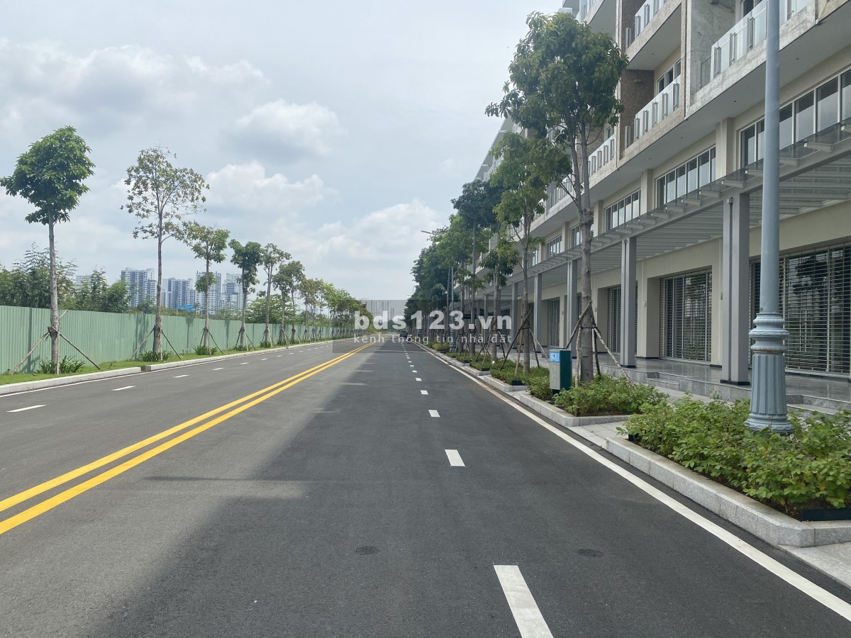 Bán Shophouse Saritown căn góc, khu đô thị Sala quận 2 giá 100 tỷ.