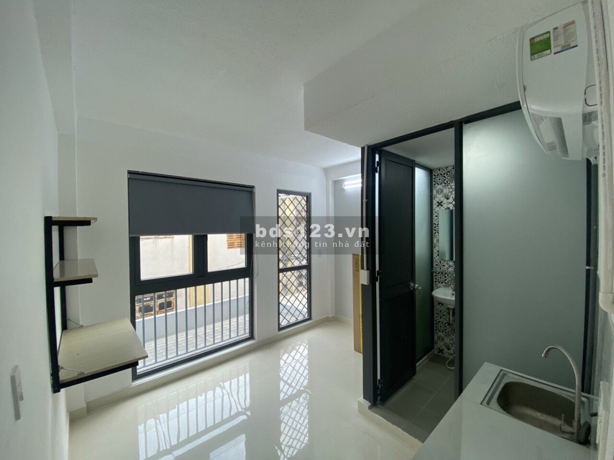 Bán căn hộ dịch vụ D2 F.25 Bình Thạnh 4 x 16m BTCT 5 tầng, 13 phòng thu nhập 65tr/th.