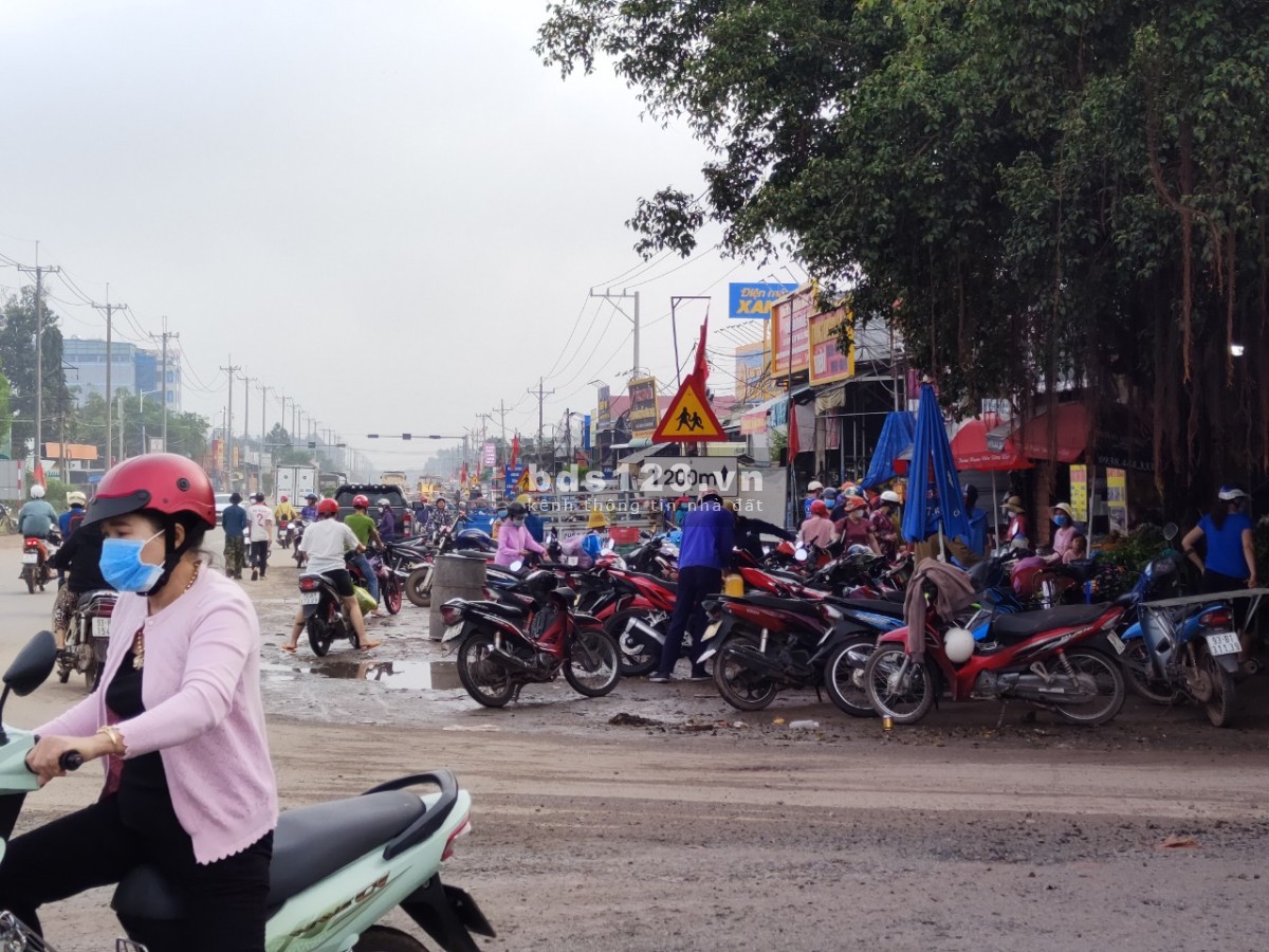 Lô đất mặt tiền kinh doanh cách quốc lộ 14 và chợ Minh Thành chỉ 200m Becamex Chơn Thành Bình Phước.